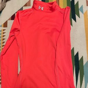 New without  tags Under Armour Cold Gear Mock Small